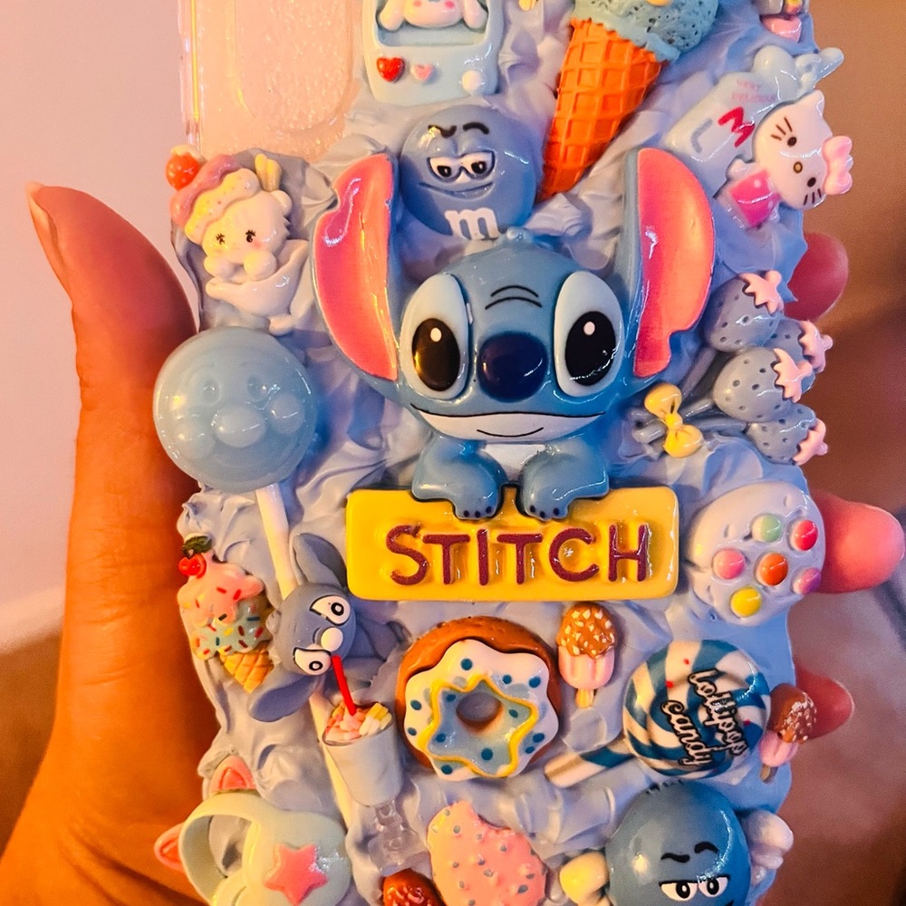 Stitch-Themed Decoden phone case Customizable for any phone model - Picture 4 of 9
